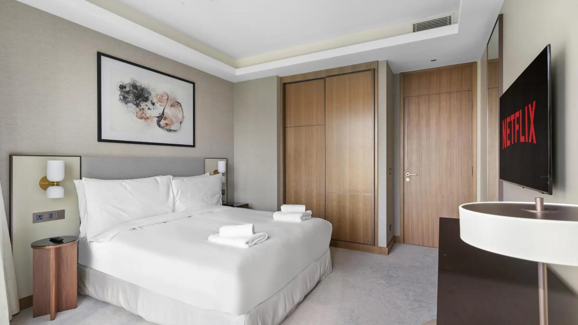 Vayk - Luxury 3 Bd Retreat At Address Residences Dubai Opera Appartement