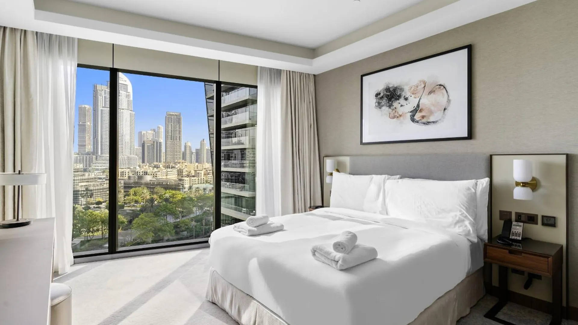 Vayk - Luxury 3 Bd Retreat At Address Residences Dubai Opera
